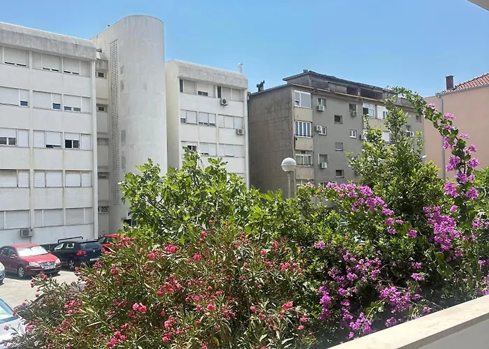 Apartment Leona Split