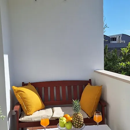 Apartment Leona